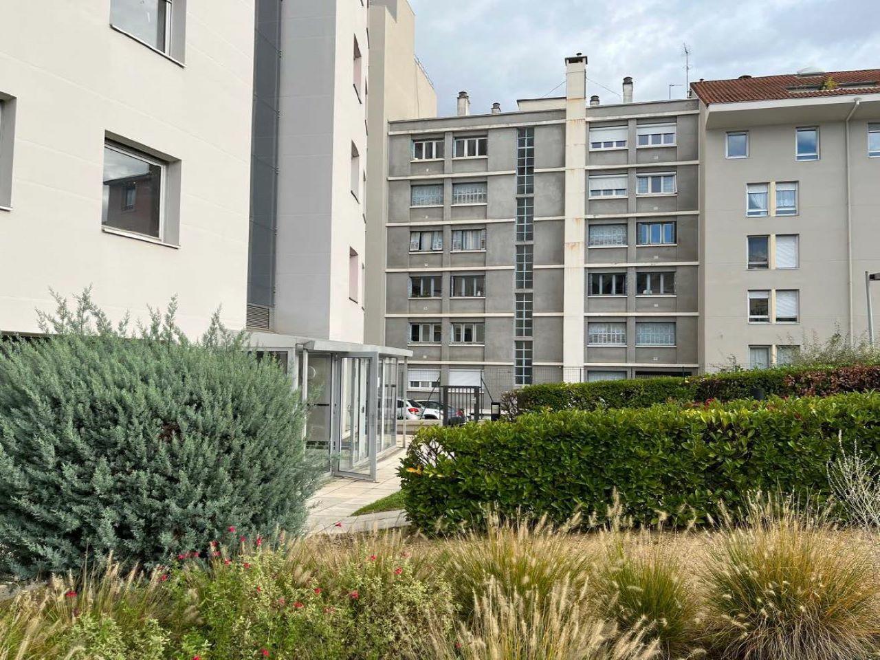 Bureau Villeurbanne 513m² Location bureau Villeurbanne Rhône OLBUR2109091 1